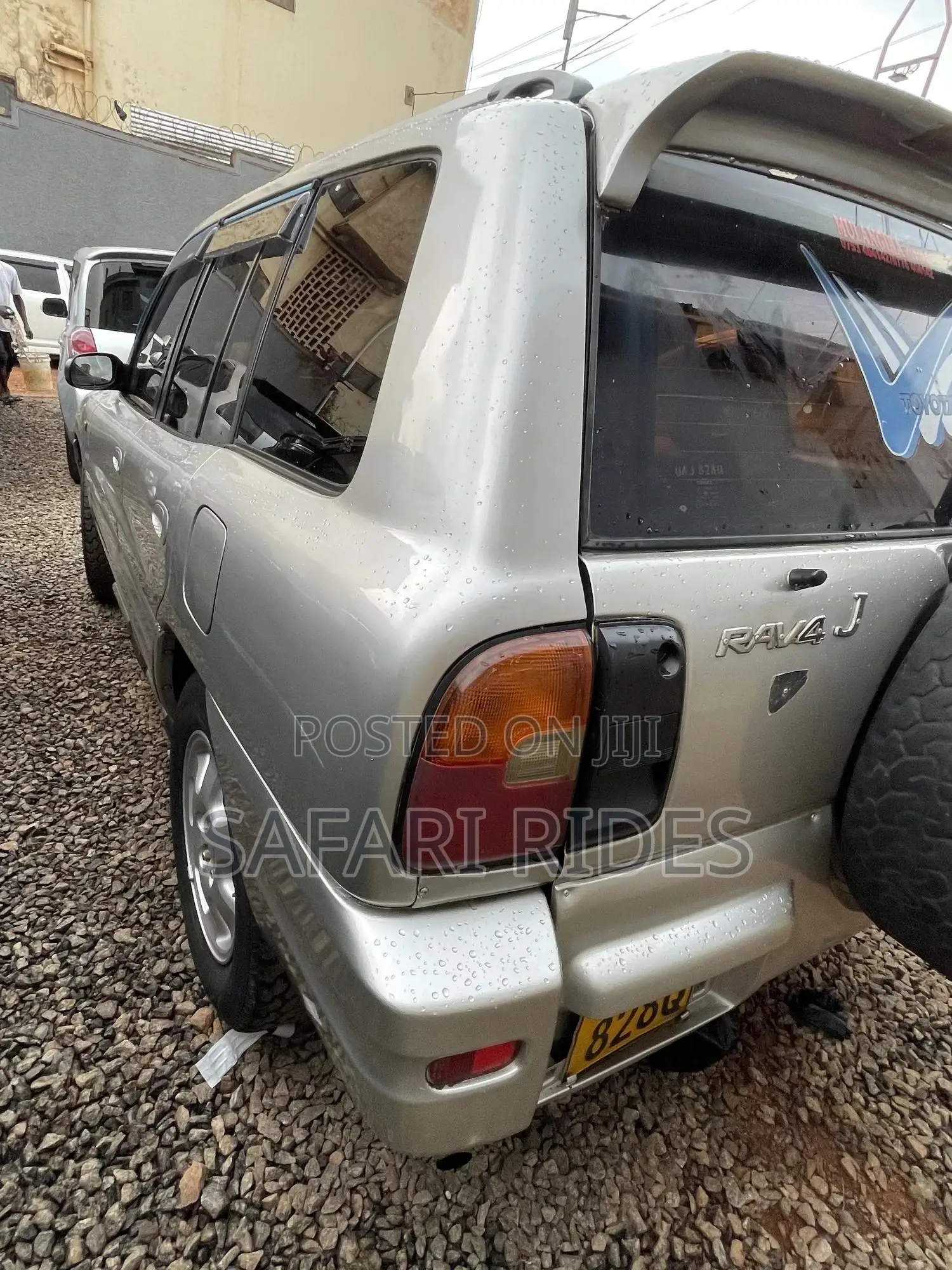 Toyota RAV4 2000 Silver