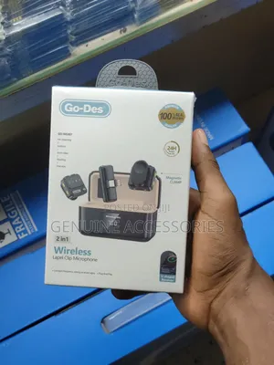 Go-Des 2 in 1 Lapel Clip Wireless Microphone