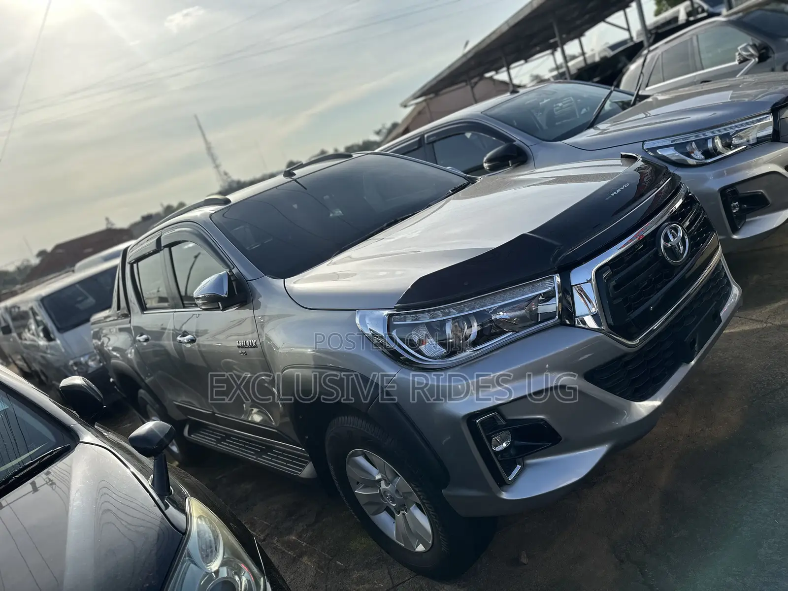 Toyota Hilux Revo Double Cab Deisel 2.4 AWD 2017 Silver
