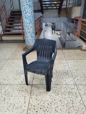 Rigid Armed Plastic Chair Plastic Chair