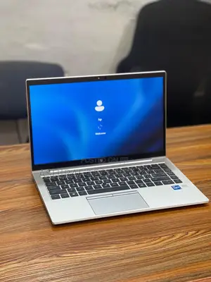 New Laptop HP EliteBook 840 G8 8GB Intel Core I5 SSD 512GB