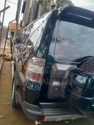 Mitsubishi Pajero 2010 Gray
