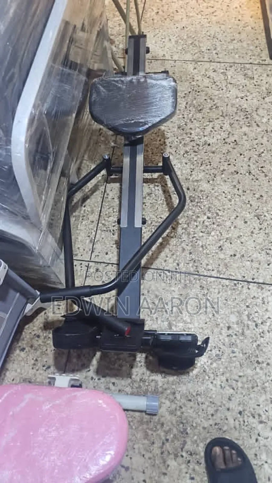 Hydraulic Rowing Exercise Machine