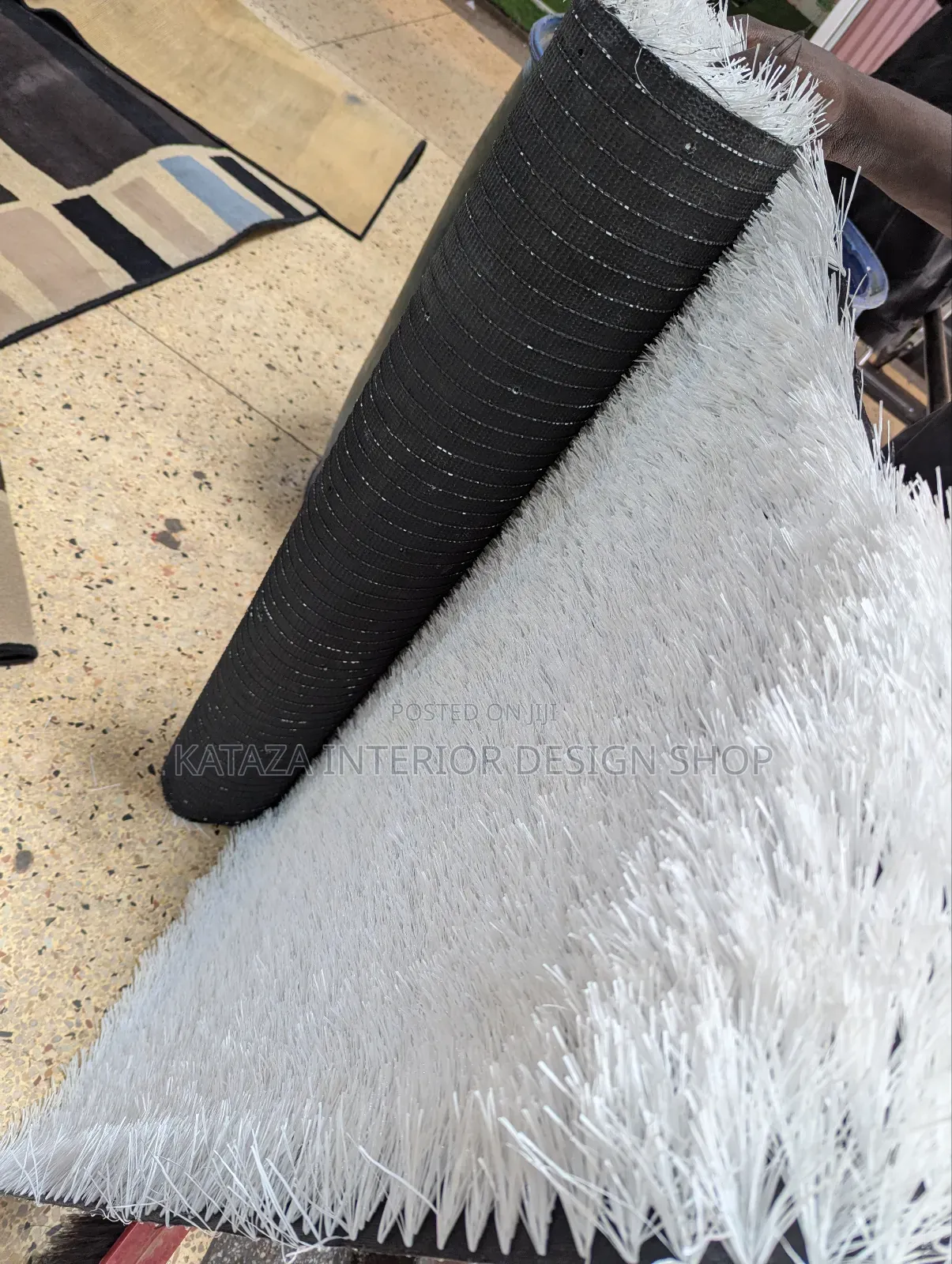 Go Go White Grass Carpet Balcony