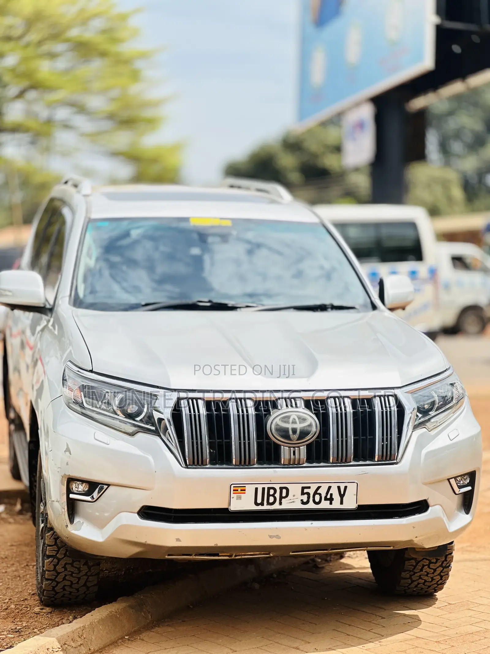 Toyota Land Cruiser Prado 2.8 2018 Silver