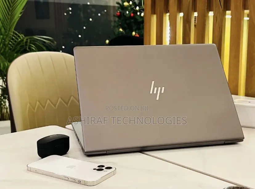 New Laptop HP ZBook 14 8GB Intel Core I5 SSD 256GB
