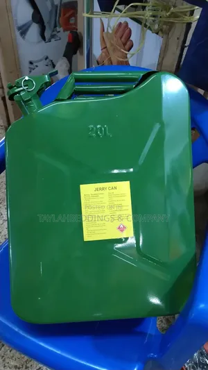 20 Litre Heavy Duty Green Metal Jerry/Petrol/Fuel Can