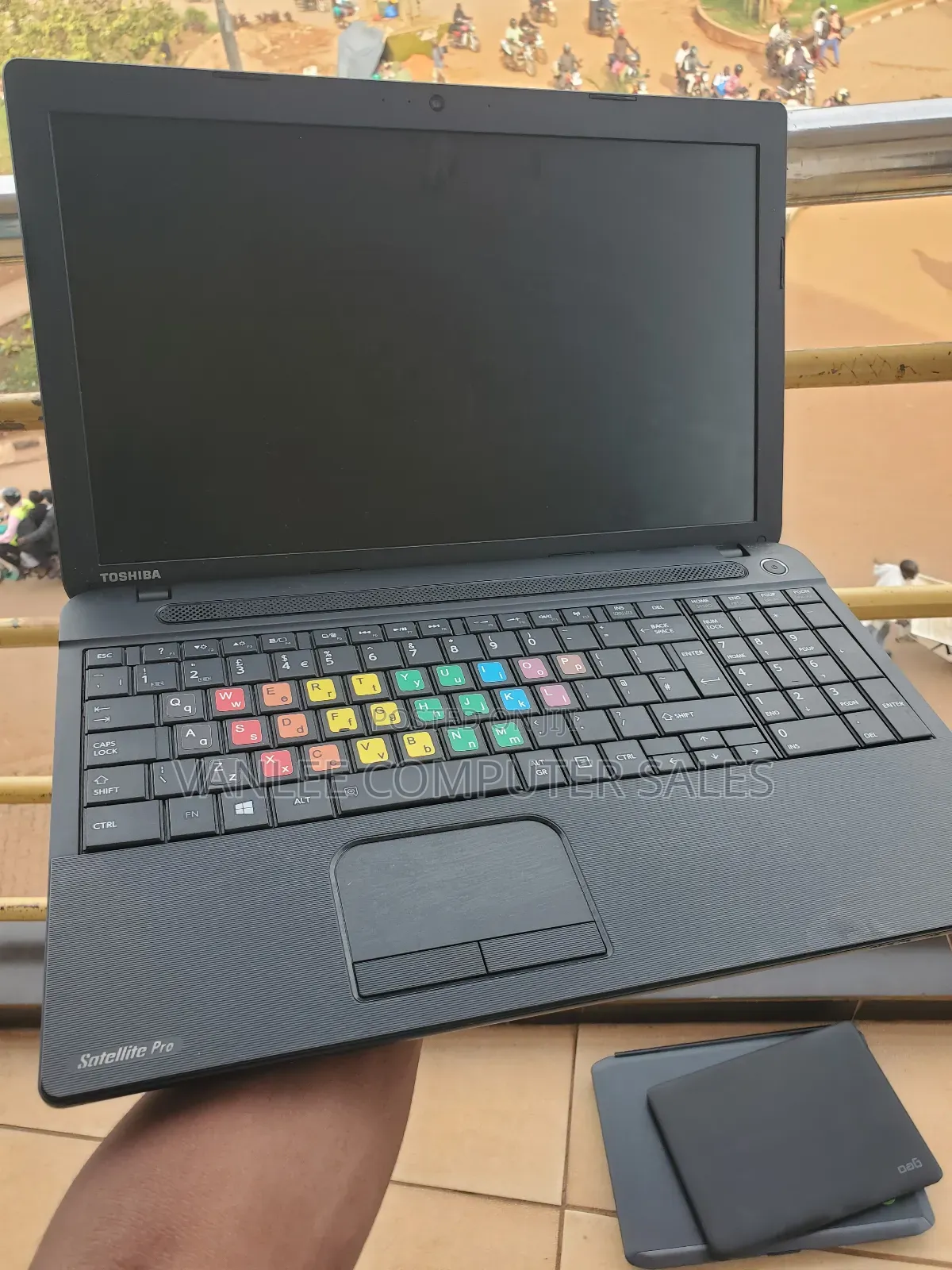 Laptop Toshiba Satellite Pro C650 4GB Intel Core I5 SSD 128GB