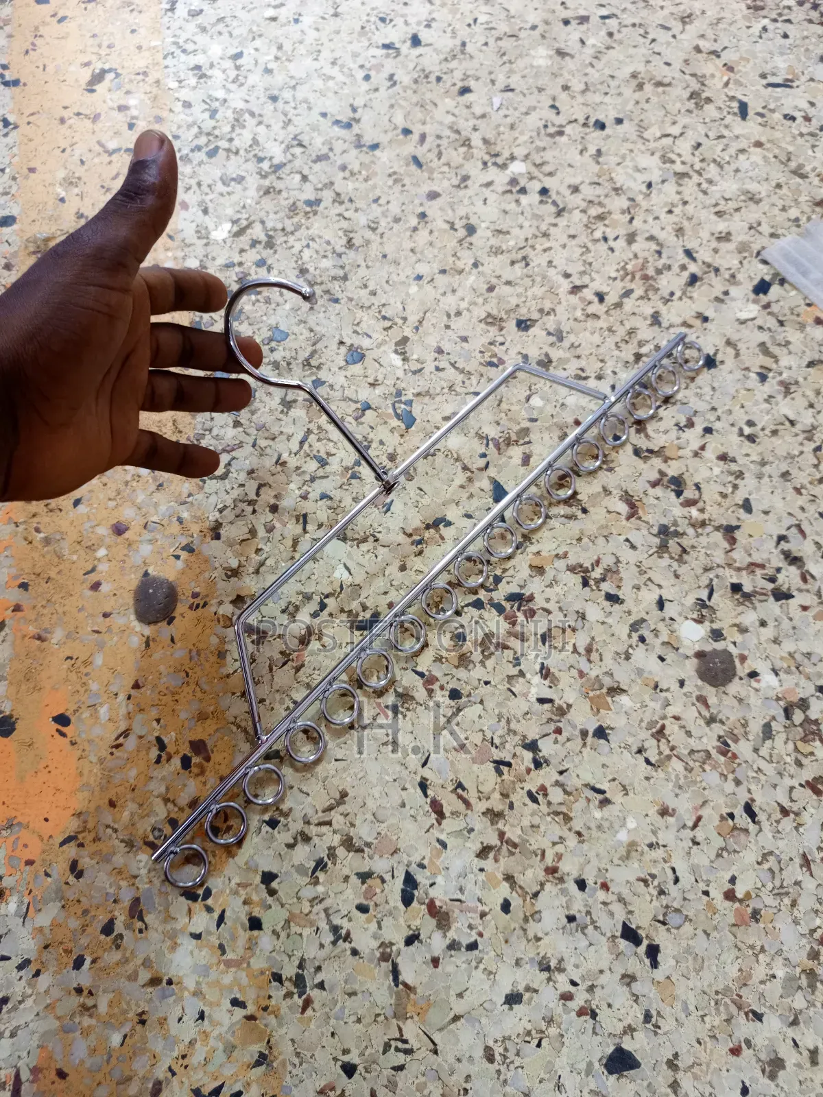 Multi-Ring Hanger