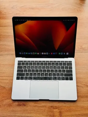 Laptop Apple MacBook Pro 2017 16GB Intel Core I5 SSD 512GB