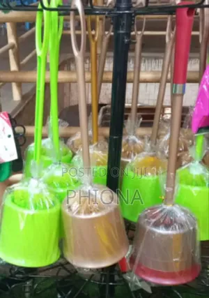 Toilet Cleaning Brush
