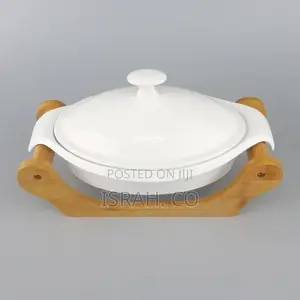 Covered Casserole Stoneware Dish