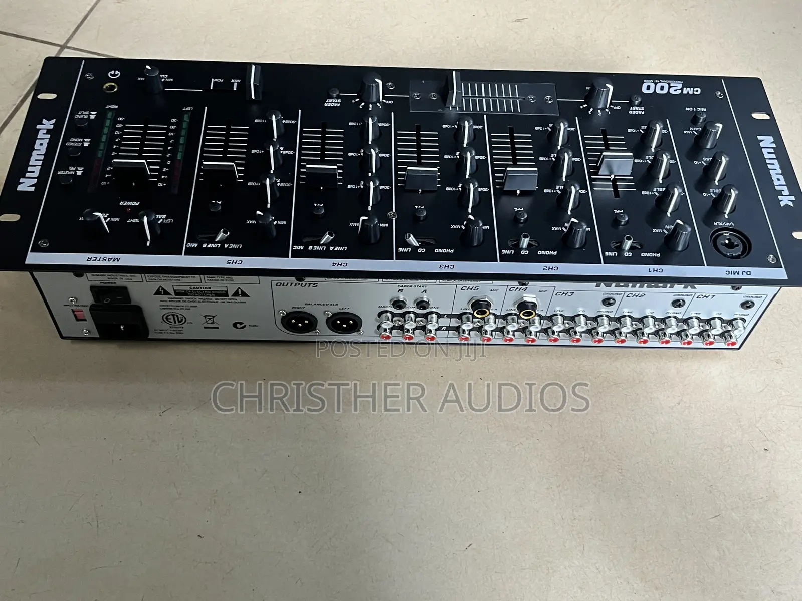 Numark Mixercm200