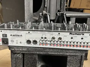 Numark Mixercm200