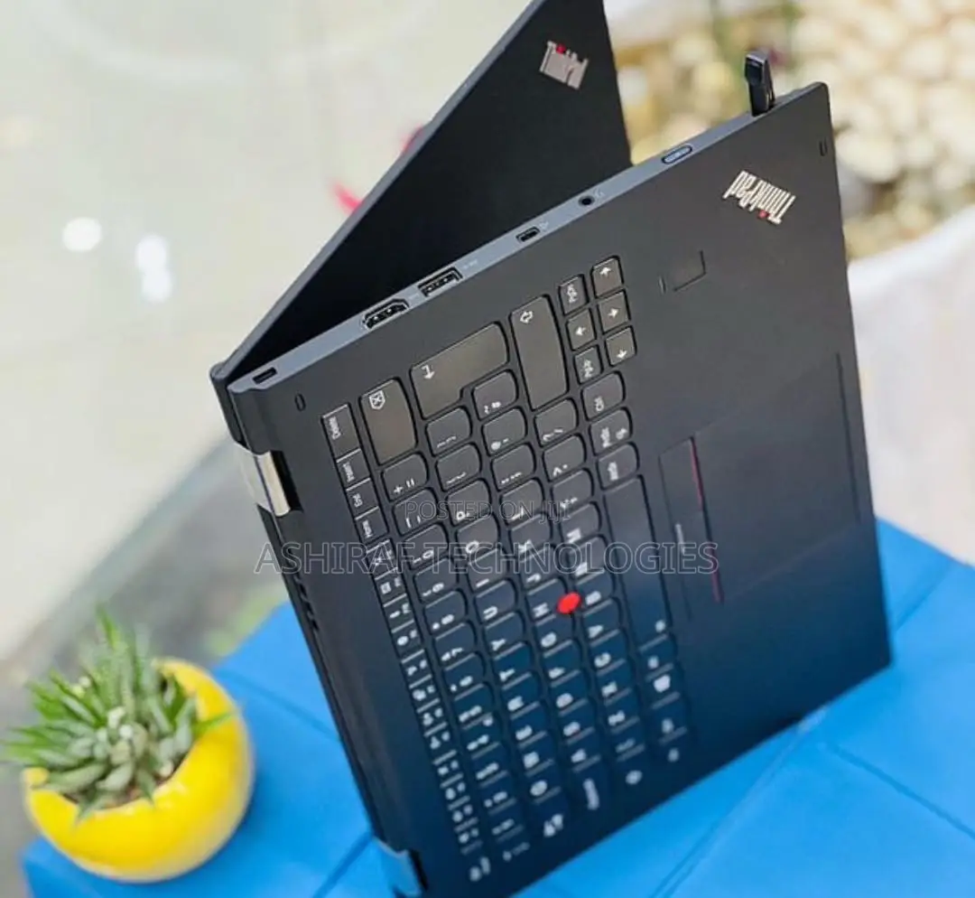 New Laptop Lenovo Thinkpad X1 Yoga 8GB Intel Core I5 SSD 256GB