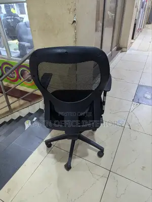 Second Hand Back Meh Chair With Adjustable Height