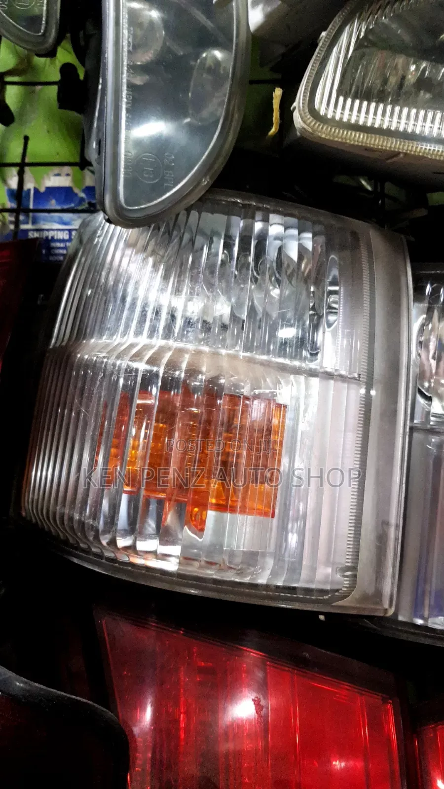 Nissan Atlas 2002 Conerlamp