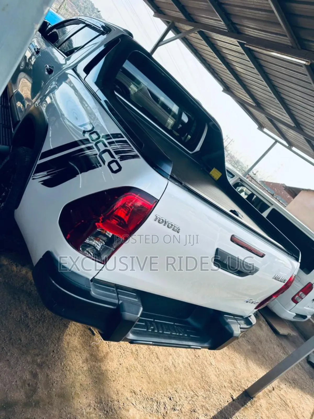 Toyota Hilux 2018 Blue
