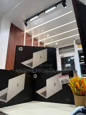New Laptop HP Envy 13 8GB Intel Core I5 SSD 512GB