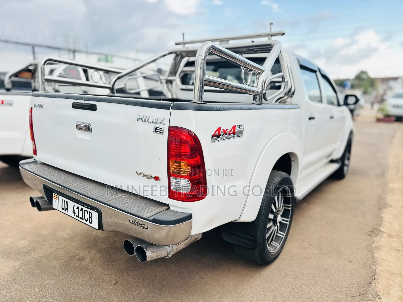 Toyota Hilux 2.7 VVT-i 4X4 SRX 2011 White