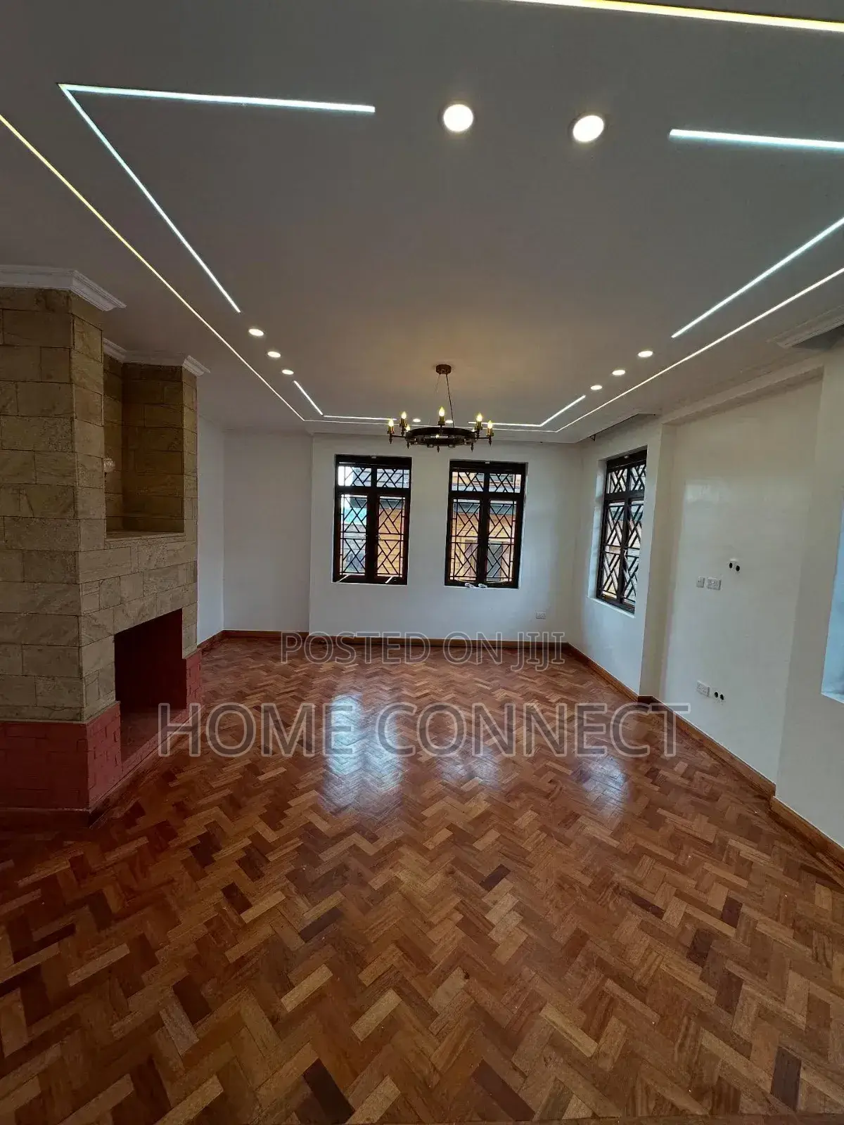 5bdrm Duplex in Munyonyo, Central Division for sale