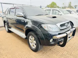 Toyota Hilux 2.7 VVT-i 4X4 SRX 2010 Black