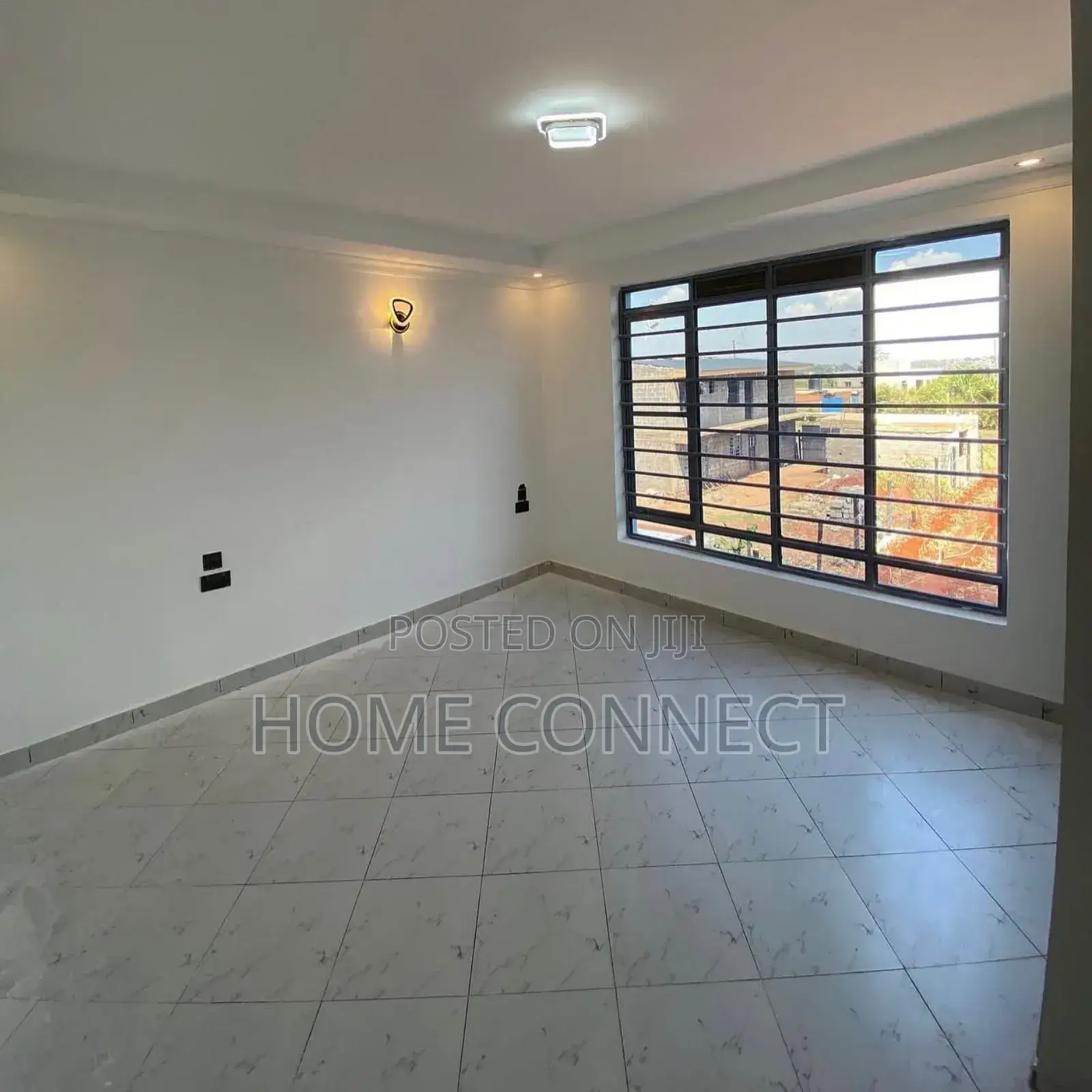 5bdrm Villa in Muyenga, Central Division for sale