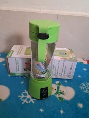 Portable and Rechargeable Battery Juice Blender