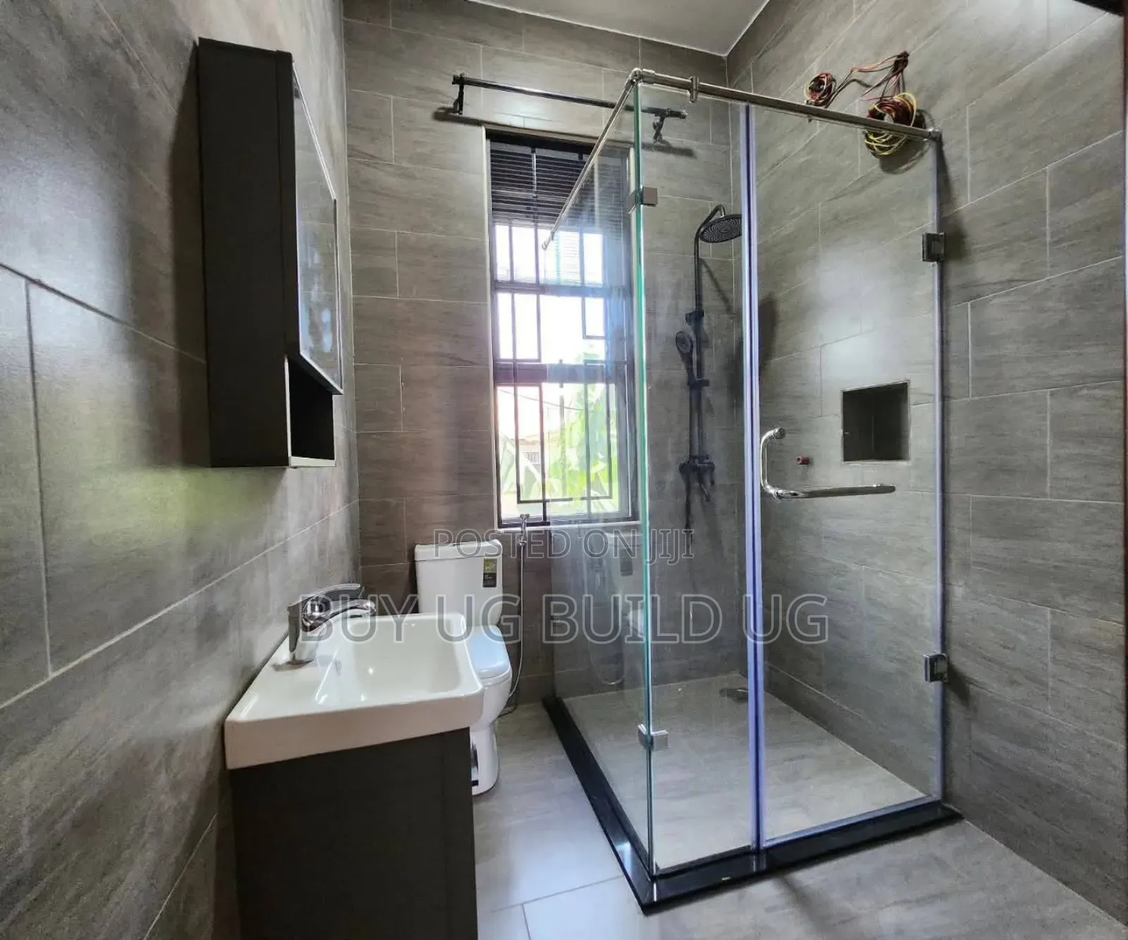 3bdrm Apartment in Namugongo, Central Division for rent