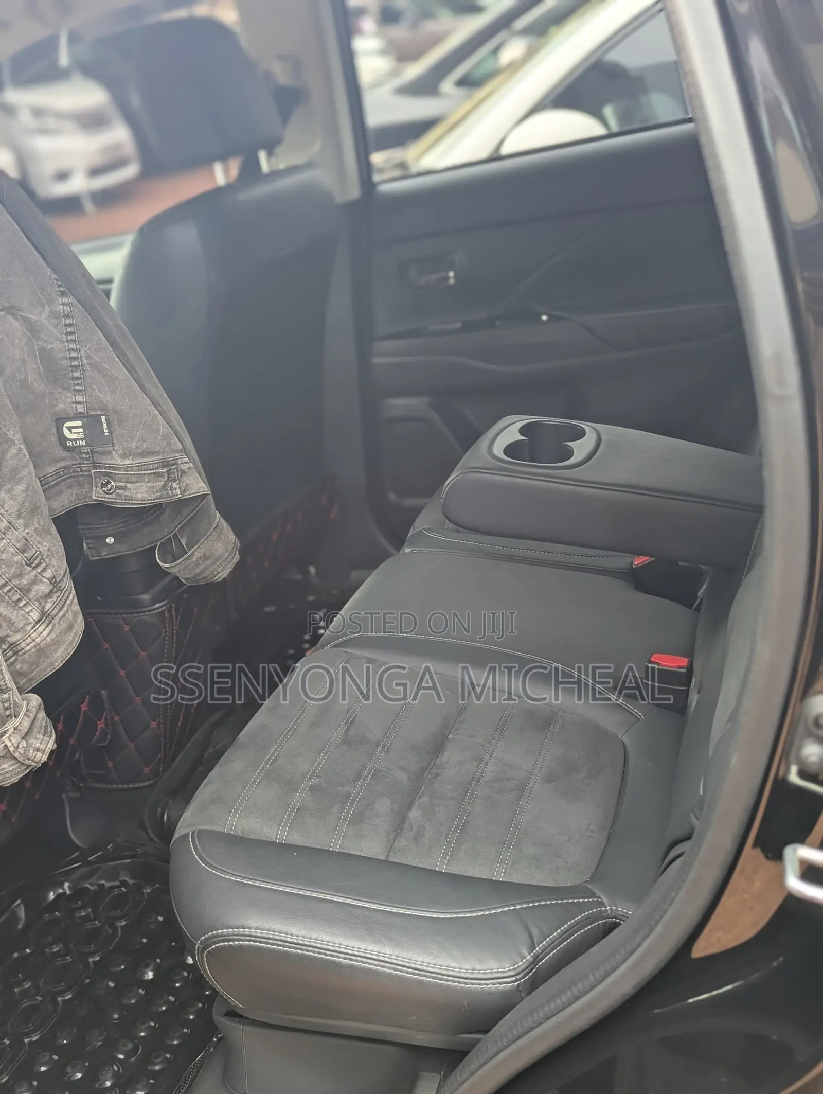 Mitsubishi Outlander 2017 Black