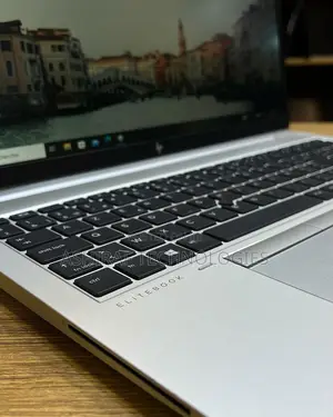 New Laptop HP EliteBook 855 G8 8GB Intel Core I5 SSD 512GB
