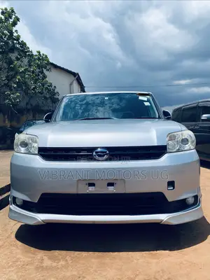 Toyota Corolla Rumion 2012 Silver