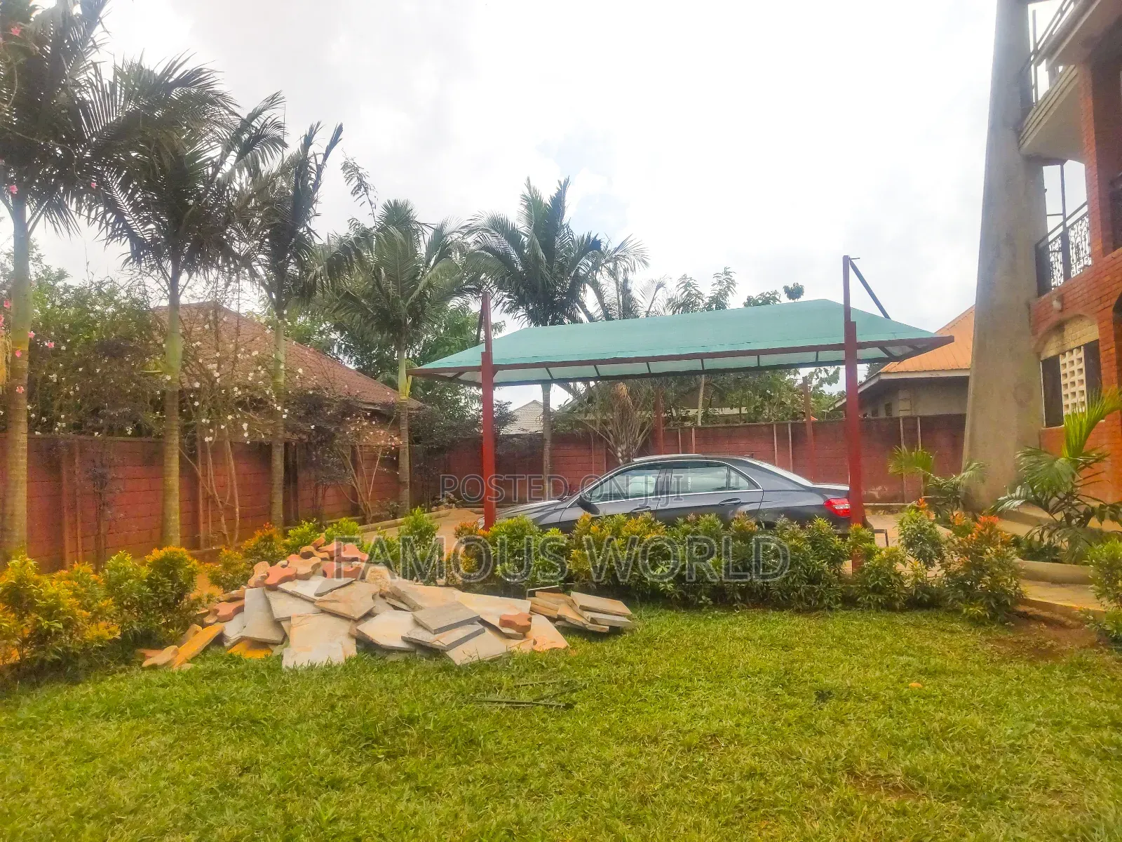 Furnished 8bdrm Mansion in Entebbe Katabi for sale