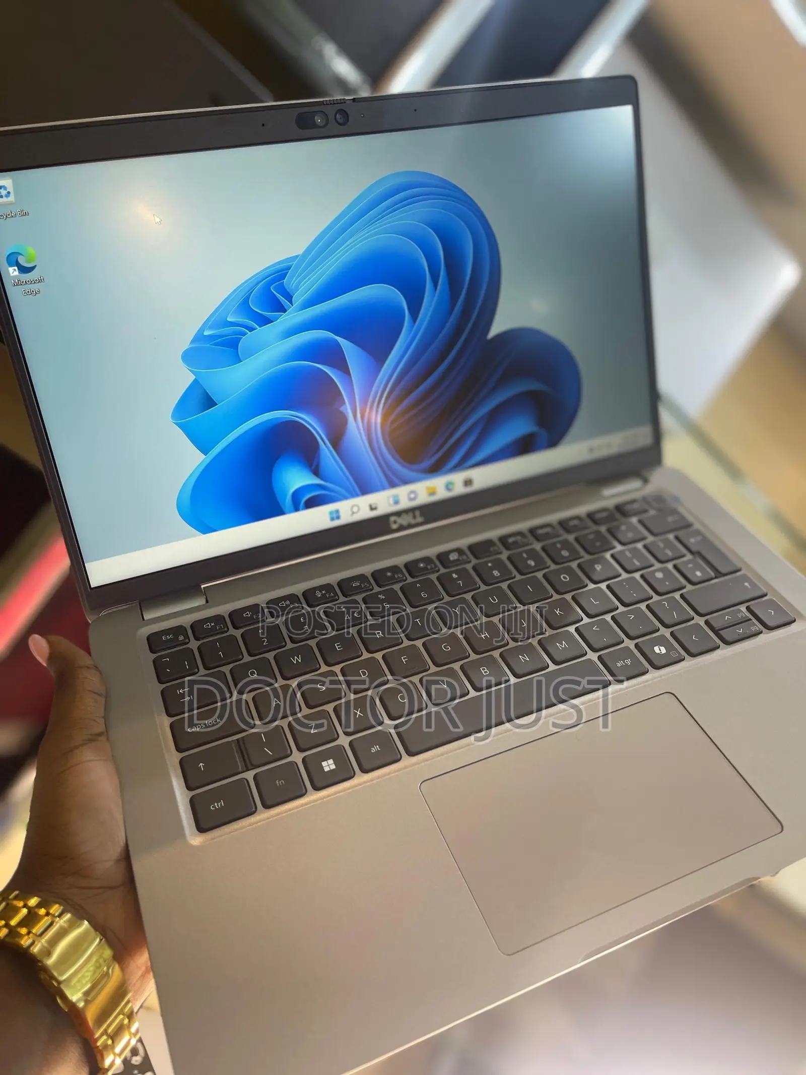 New Laptop Dell Latitude 5450 16GB Intel Core Ultra 7 SSD 512GB
