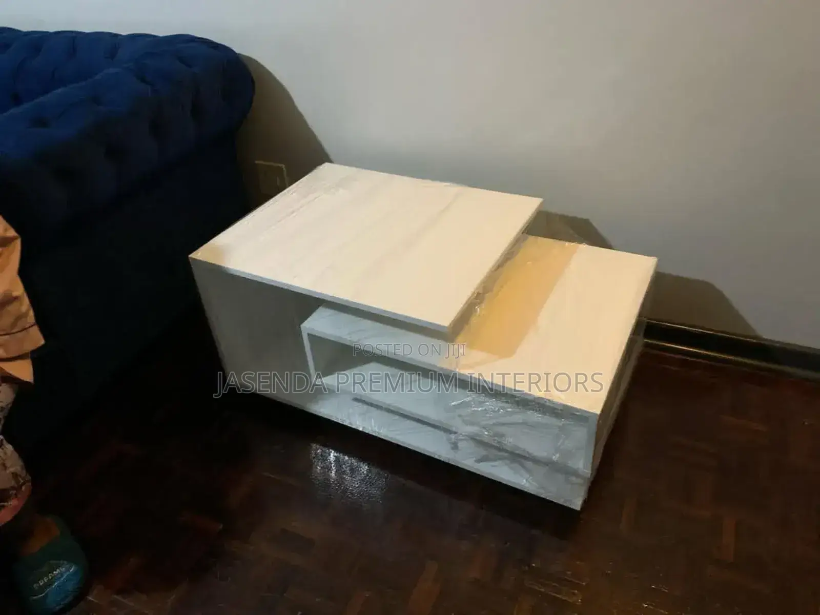 Centre Tables/Classic White Center Table/Center Tables/Centre/Table