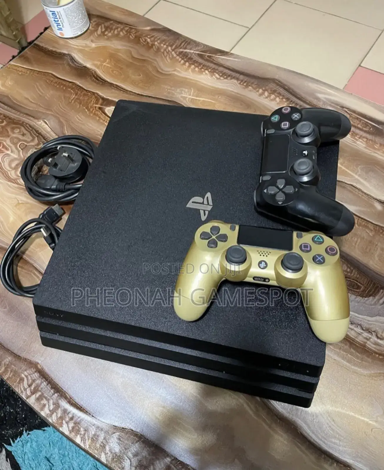 Ps4 Pro With Huge 1tb Storage.
​Experience Hdr. 25 Games and 2 Pads