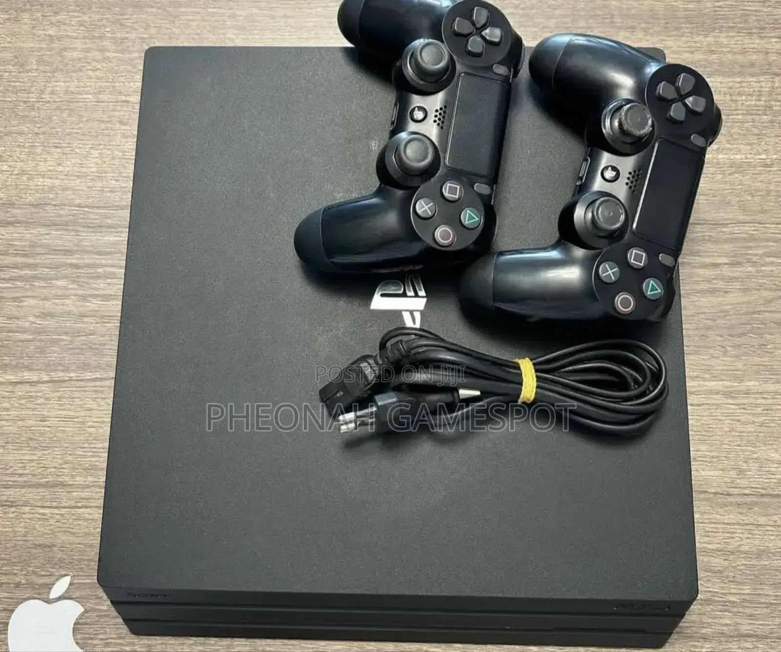 Playstation 4 Pro (Ps4 Pro) Full Package ( Full Set). 25 Games, 2 Pads