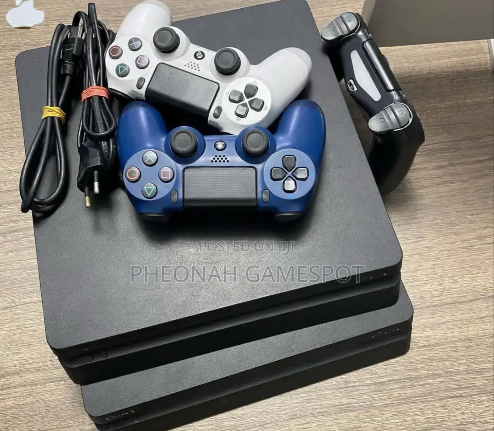 Ps4 Slim 500gb (Excellent Condition) It's a Complete Package