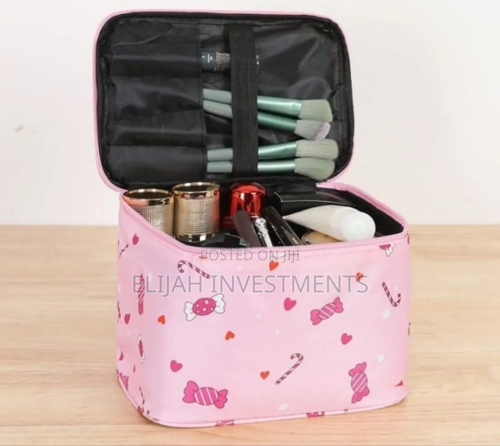 New Waterproof Make Up and Cosmetics Travel Storage Bag