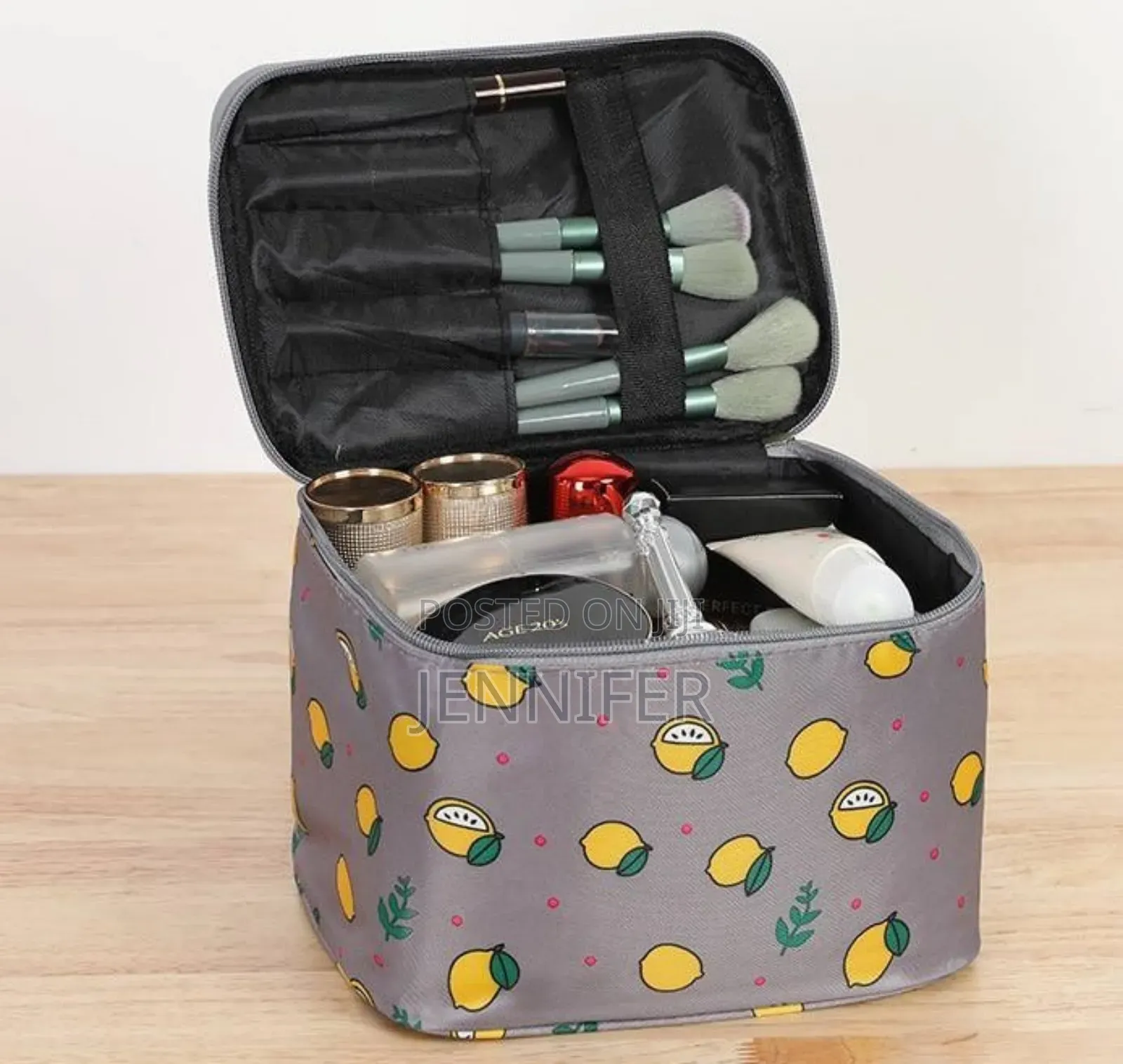 New Waterproof Make Up and Cosmetics Travel Storage Bag