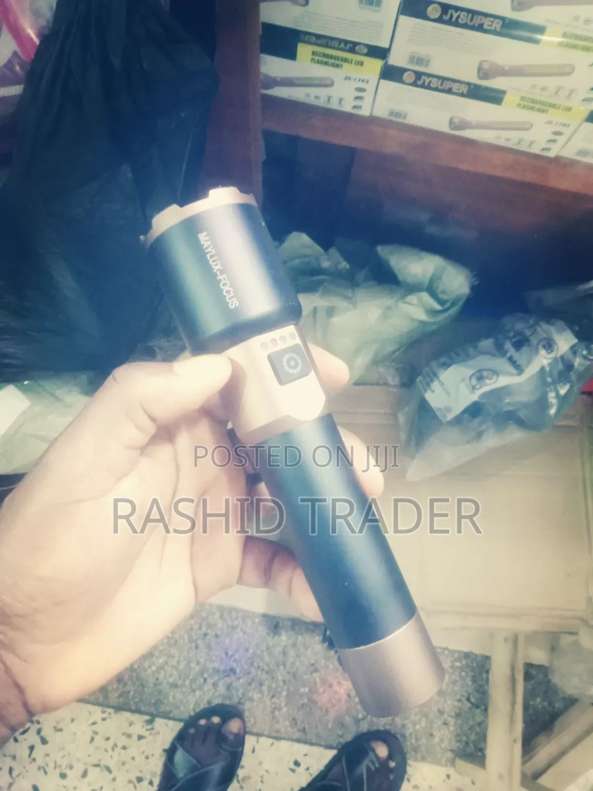 Maylux- Focus Flashlight