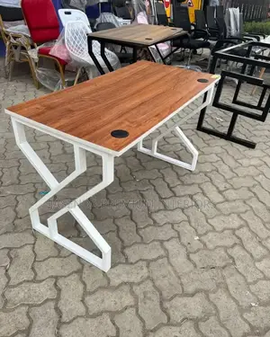 Modern Office Table/Office Table/Reading Desk/Offices Tables18