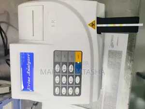 Desktop Urine Analyser