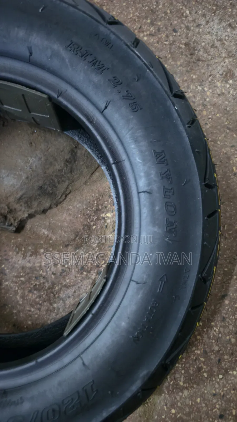 120/90-10 Tubeless Tyres