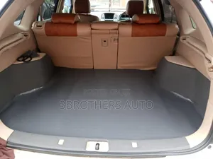 All Cars Leather Underlining