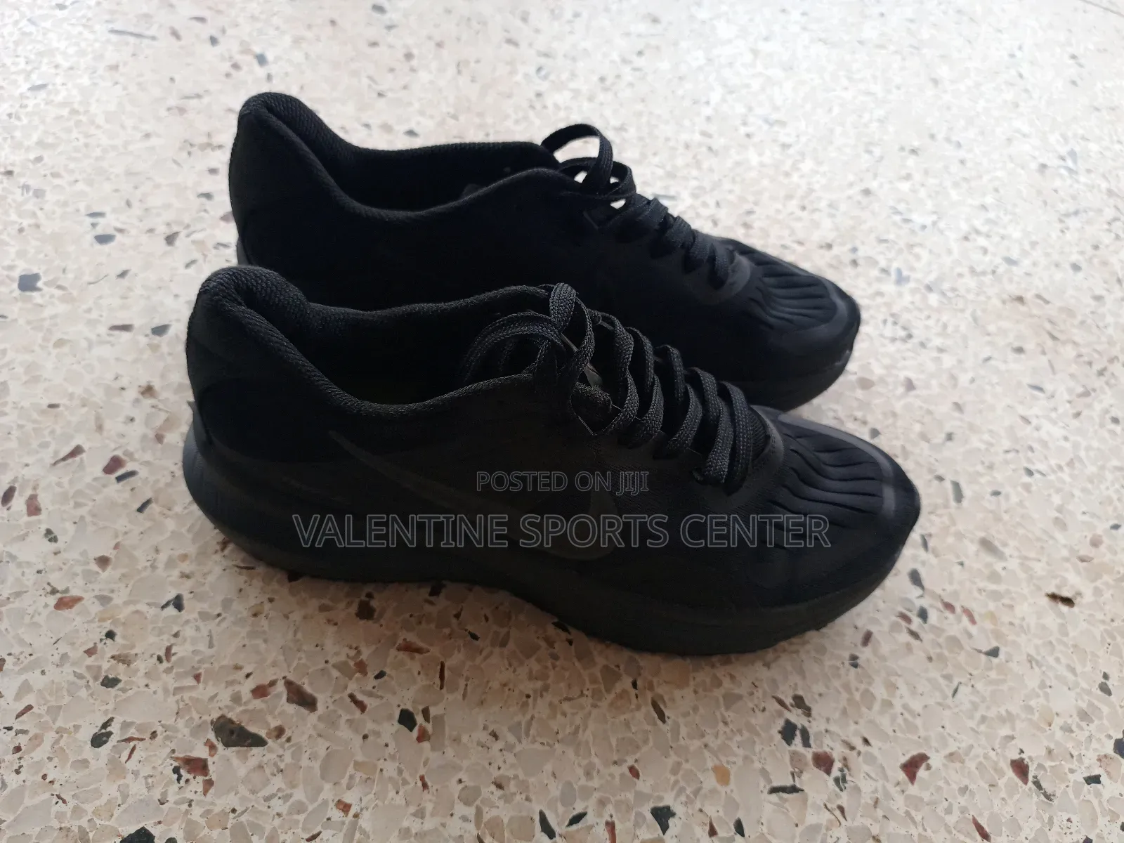 Plain Black Colour Nike Jogging Shoes Original Material
