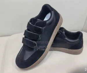 Boys Closed Shoes