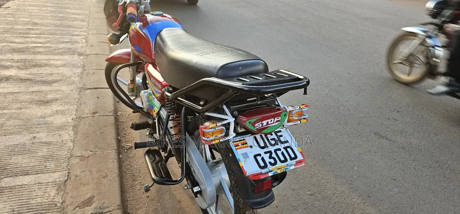 Bajaj CT 125X 2024 Red