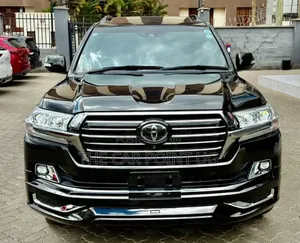 Toyota Land Cruiser 4.6 V8 ZX 2018 Black