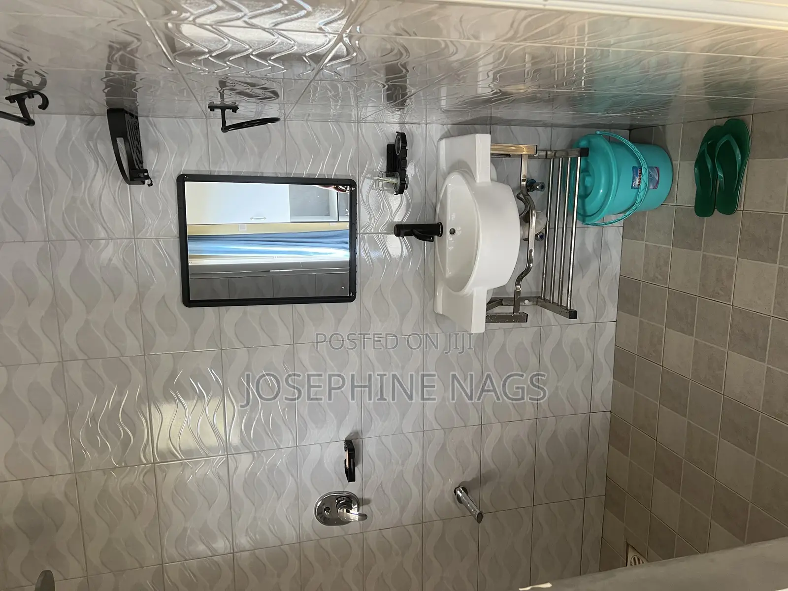 Furnished 8bdrm Apartment in X-Furnished, Makindye for rent